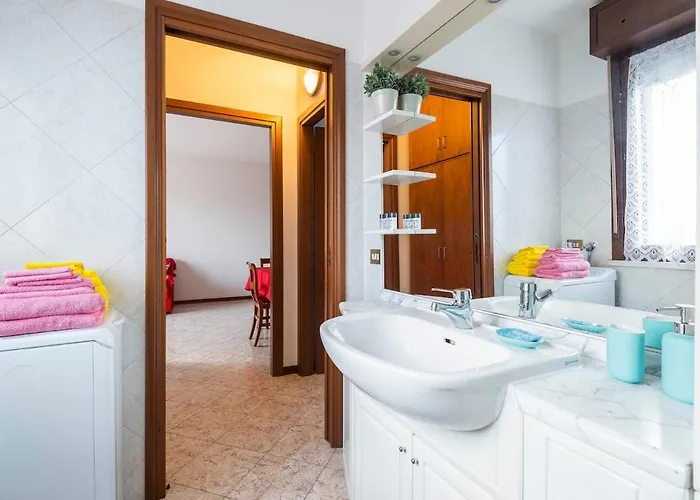 Apartament Cosy Close To The Centre *